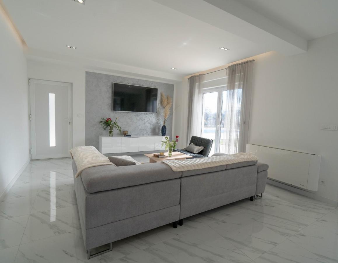Donji Proložac Villa Lukrecia, Luxury Villa In Imotski-Makarska מראה חיצוני תמונה