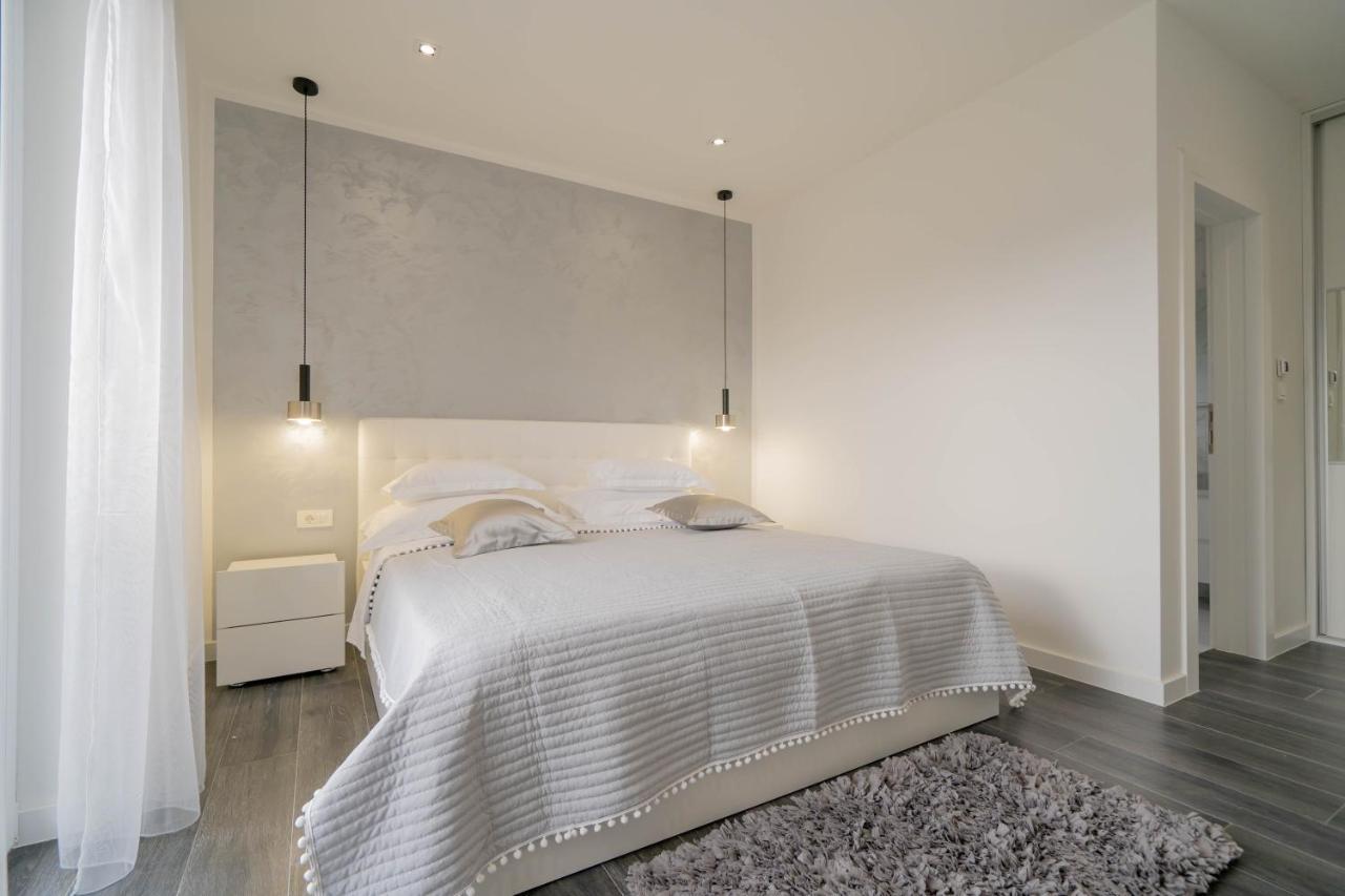 Donji Proložac Villa Lukrecia, Luxury Villa In Imotski-Makarska מראה חיצוני תמונה